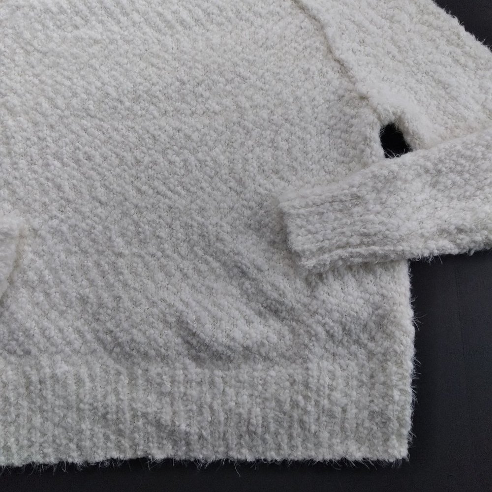 YES LOLA Ivory Fuzzy Knit Pullover Sweater - Picture 3 of 6